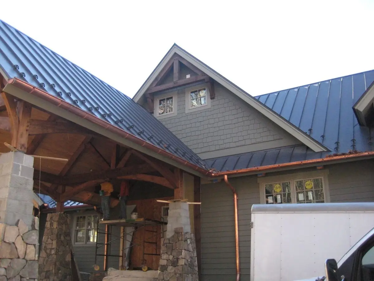 Craftsman Roofing team delivering quality roofing work in Clearview Court